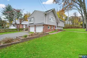 182 Yawpo Ave, Oakland, NJ 07436 - Photo 3