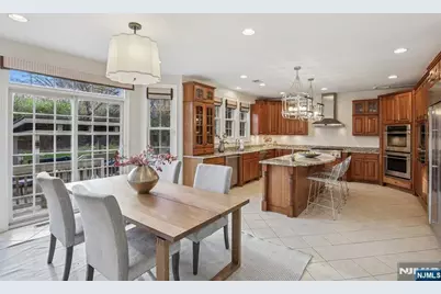 8 Arbor Road, North Caldwell, NJ 07006 - Photo 15