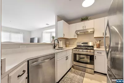 901 Hawley Court, Denville, NJ 07834 - Photo 13