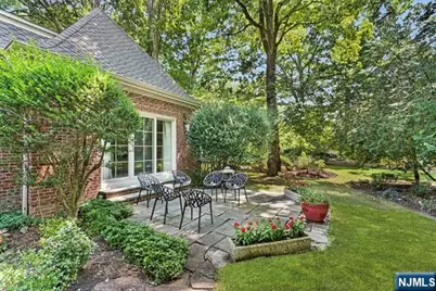 2 Canoe Lane, Roseland, NJ 07068 - Photo 31