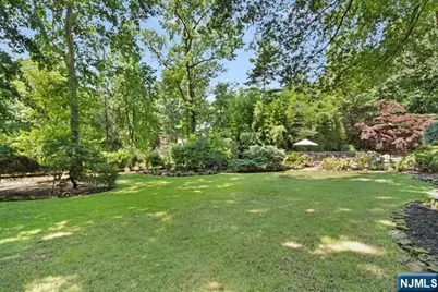 2 Canoe Lane, Roseland, NJ 07068 - Photo 33