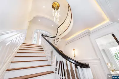 143 S Mountain Avenue, Montclair, NJ 07042 - Photo 13