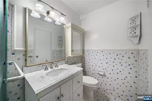 2100 Linwood Ave 18N, Fort Lee, NJ 07024 - Photo 23