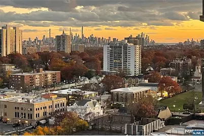 2100 Linwood Avenue 18N #18N, Fort Lee, NJ 07024 - Photo 1