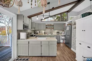 64 Bellot Rd, Ringwood, NJ 07456 - Photo 9