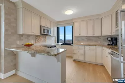 1500 Palisade Avenue 15F #15F, Fort Lee, NJ 07024 - Photo 15