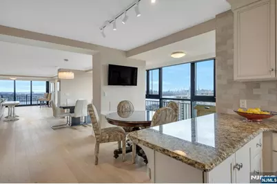 1500 Palisade Avenue 15F #15F, Fort Lee, NJ 07024 - Photo 17