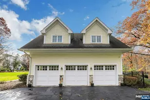 278 Crest Pl, Franklin Lakes, NJ 07417 - Photo 39