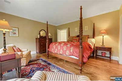 278 Crest Place, Franklin Lakes, NJ 07417 - Photo 33