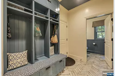 278 Crest Place, Franklin Lakes, NJ 07417 - Photo 15