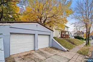 30 Clarendon Pl, Hackensack, NJ 07601 - Photo 35