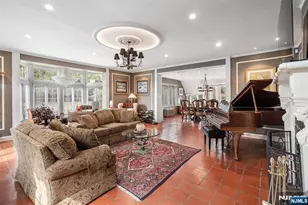 290 Clinton Pl, Hackensack, NJ 07601 - Photo 9