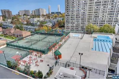 555 North Avenue 17S #17S, Fort Lee, NJ 07024 - Photo 27