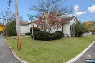 17 Lewis Pl, Westwood, NJ 07675 - Photo 23