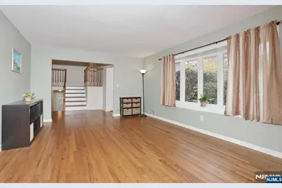 787 Schaefer Avenue, Oradell, NJ 07649 - Photo 5