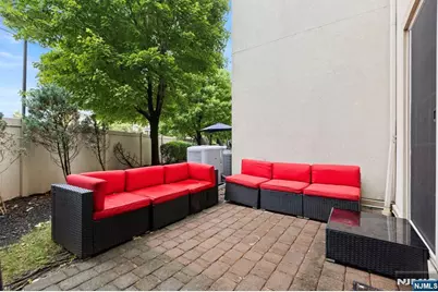 1625 Paterson Plank Road 9 #9, Secaucus, NJ 07094 - Photo 9
