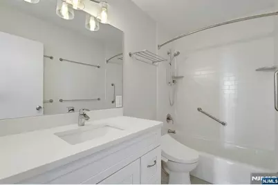 2150 Center Avenue 19E #19e, Fort Lee, NJ 07024 - Photo 19