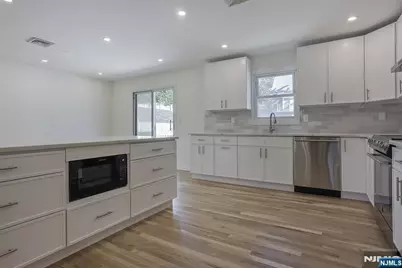 18 Ruth Lane, Demarest, NJ 07627 - Photo 1