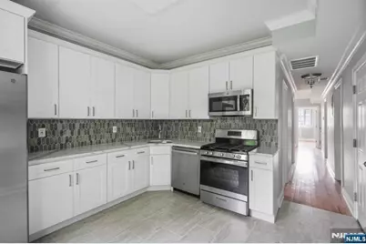 71 W 54th Street, Bayonne, NJ 07002 - Photo 7