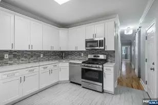 71 W 54th St, Bayonne, NJ 07002 - Photo 23