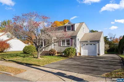 12-71 Orchard Street, Fair Lawn, NJ 07410 - Photo 3