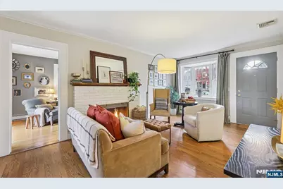 107 Parkway, Harrington Park, NJ 07640 - Photo 3