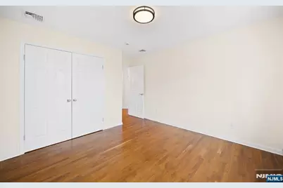 2 Kathleen Court C002 #C002, Ridgefield, NJ 07657 - Photo 17