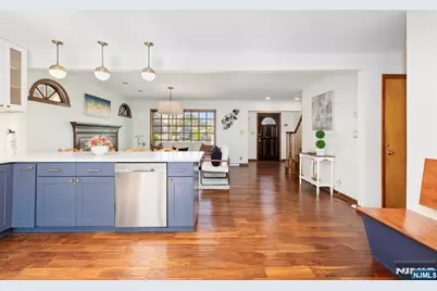 4 Gail Place, Secaucus, NJ 07094 - Photo 23