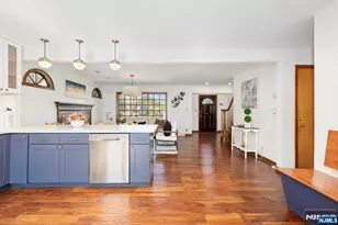 4 Gail Pl, Secaucus, NJ 07094 - Photo 23