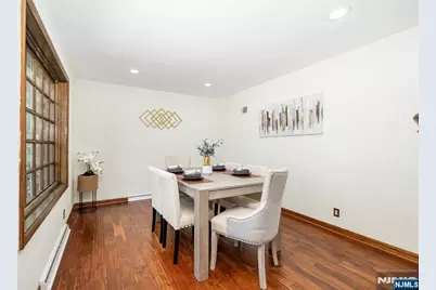 4 Gail Place, Secaucus, NJ 07094 - Photo 9