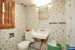 75 Cleveland St, Hackensack, NJ 07601 - Photo 25