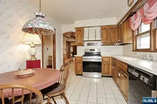 75 Cleveland St, Hackensack, NJ 07601 - Photo 29