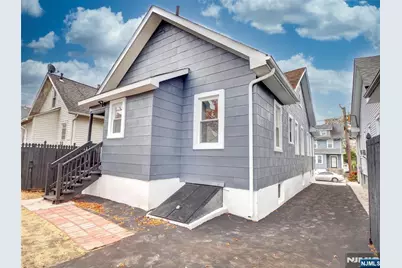 44 Laventhal Avenue, Irvington, NJ 07111 - Photo 23