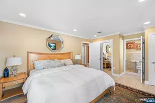 28 Ramella Ave, Moonachie, NJ 07074 - Photo 15