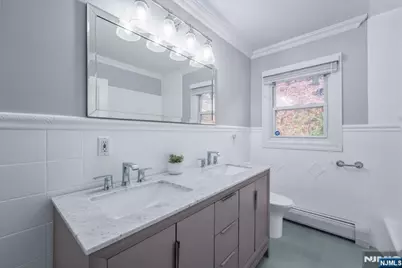 226 Barnert Avenue, Totowa, NJ 07512 - Photo 9