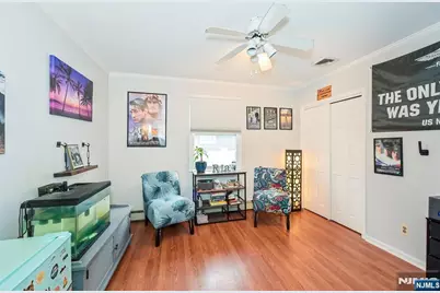 19 Pearl Street, Bloomingdale, NJ 07403 - Photo 13