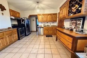 429 River Dr, Elmwood Park, NJ 07407 - Photo 3