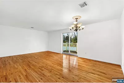 93 Presidential Drive, Englewood, NJ 07631 - Photo 7