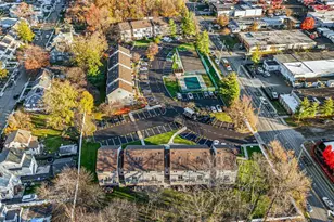 93 Presidential Dr, Englewood, NJ 07631 - Photo 35