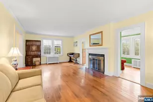 71 Georgian Ct, Hillside, NJ 07205 - Photo 5