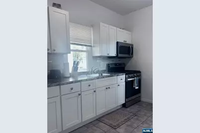 35 Bamford Place, Irvington, NJ 07111 - Photo 11