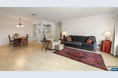 28 Garden Place 151 #151, Edgewater, NJ 07020 - Photo 11