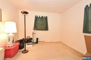 61 Mackay Ave, Waldwick, NJ 07463 - Photo 7