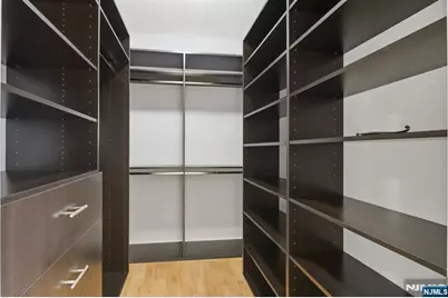 32 Marquis Court, Edgewater, NJ 07020 - Photo 23