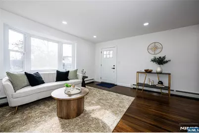 4 Lloyd Avenue, Stanhope, NJ 07874 - Photo 9