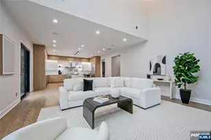 121 Circle Dr, Paramus, NJ 07652 - Photo 11