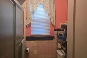 18 Spencer St, Newark, NJ 07106 - Photo 9