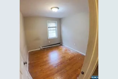 15 Somerset Street, Garfield, NJ 07026 - Photo 9