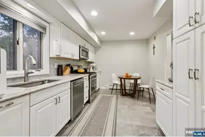 112 Kinderkamack Road C #C, Montvale, NJ 07645 - Photo 7