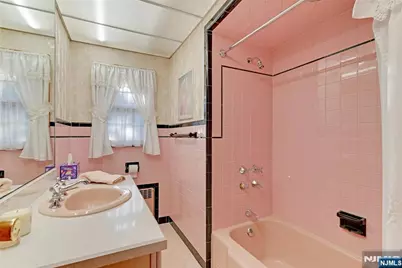 412 Coolidge Avenue, Washington Township, NJ 07676 - Photo 15